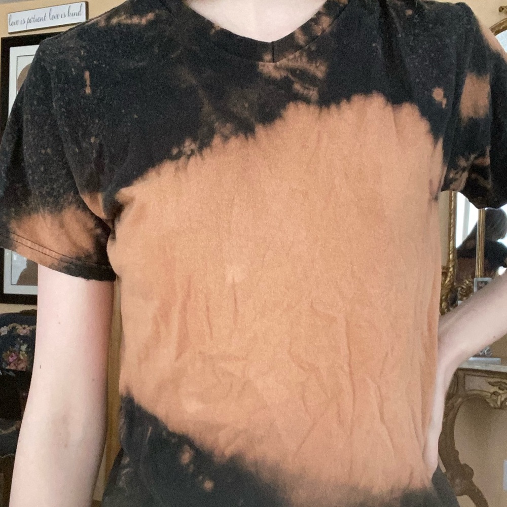 Bleached v neck - Picture 3 of 7